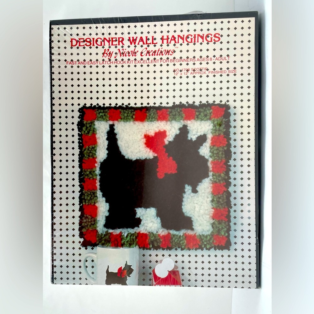 Vintage Latch Hook Kit Designer Wall Hangings Nicole Creations Scottie Dog NOS
